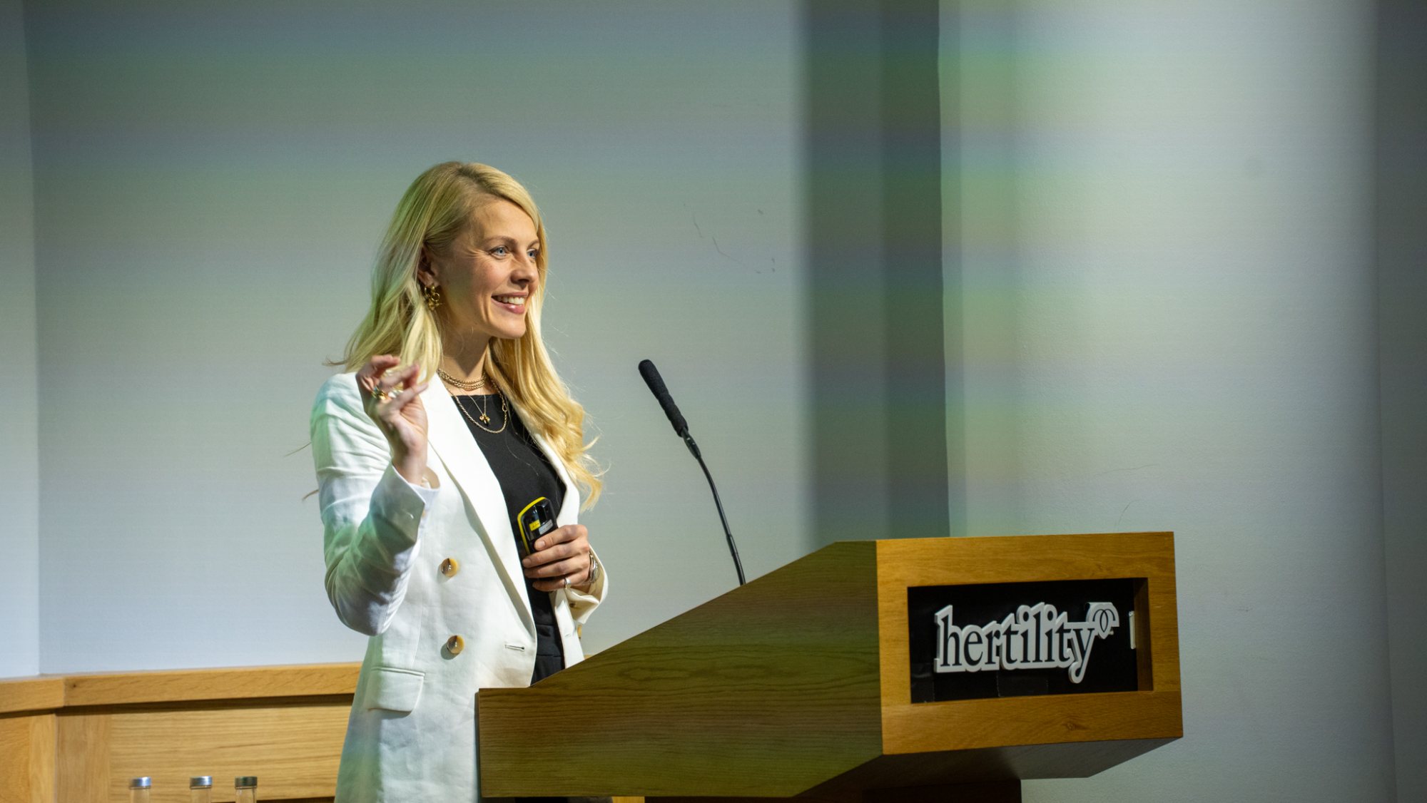 Dr Helen O&rsquo;Neill speaking at a Hertility event